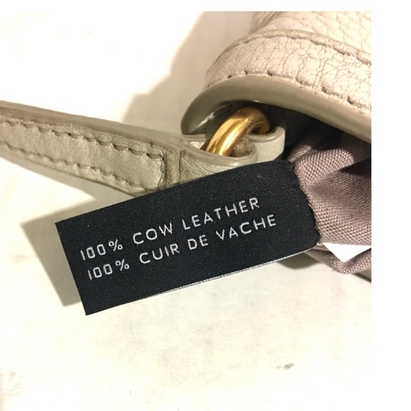 Marc by Marc Jacob’s Cream Leather Crossbody Bag - Picture 4 of 9